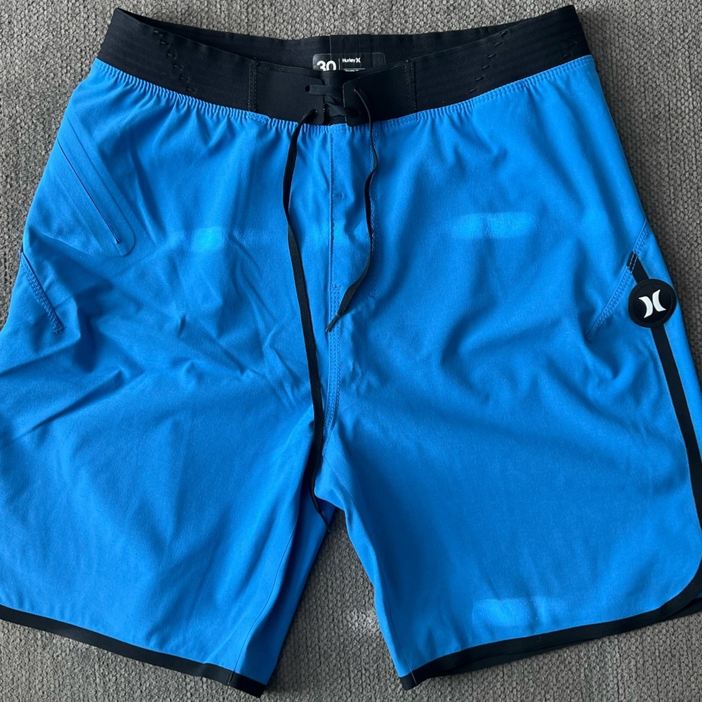 Men’s size 30 Hurley shorts 🩳
